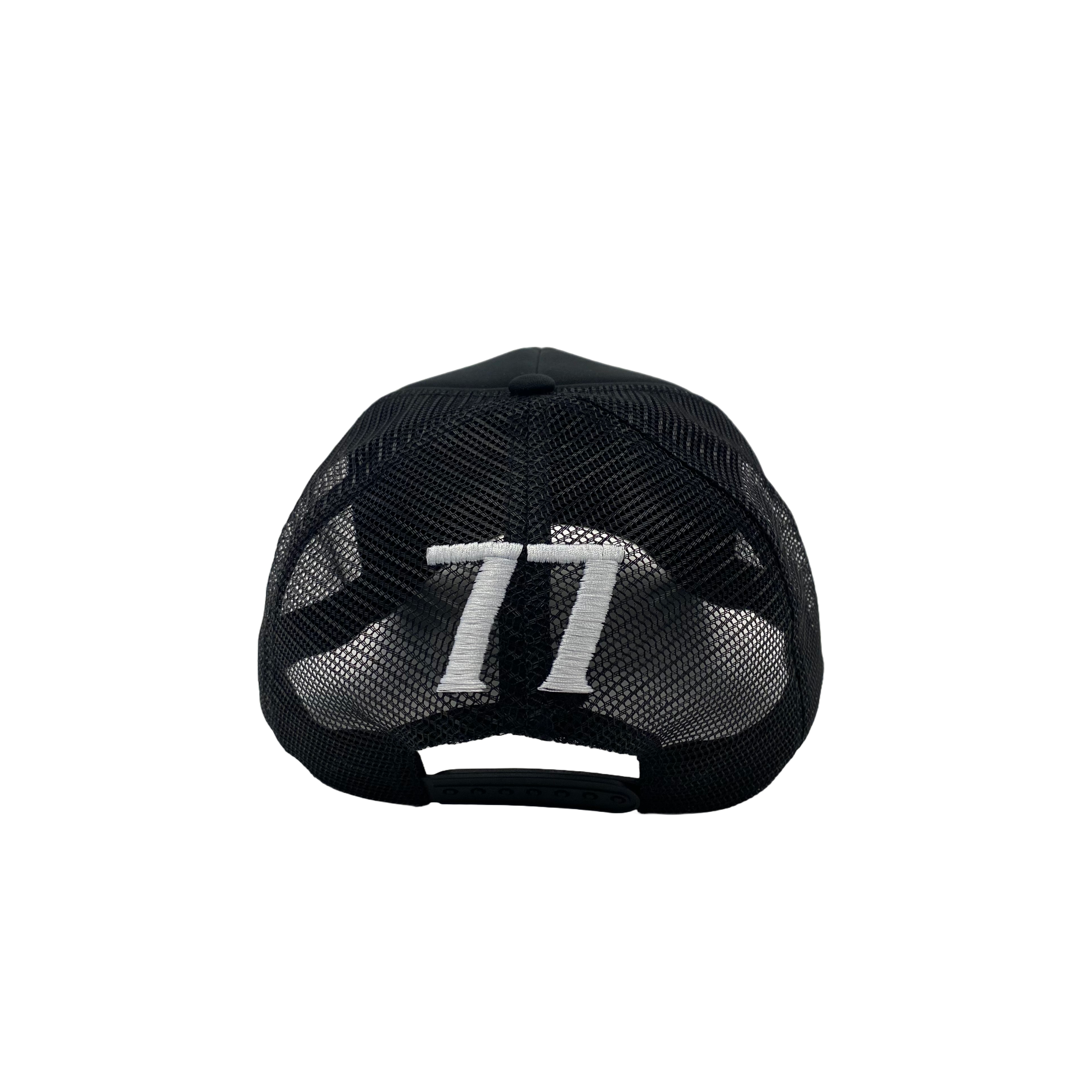 LUCKY TRUCKER HAT