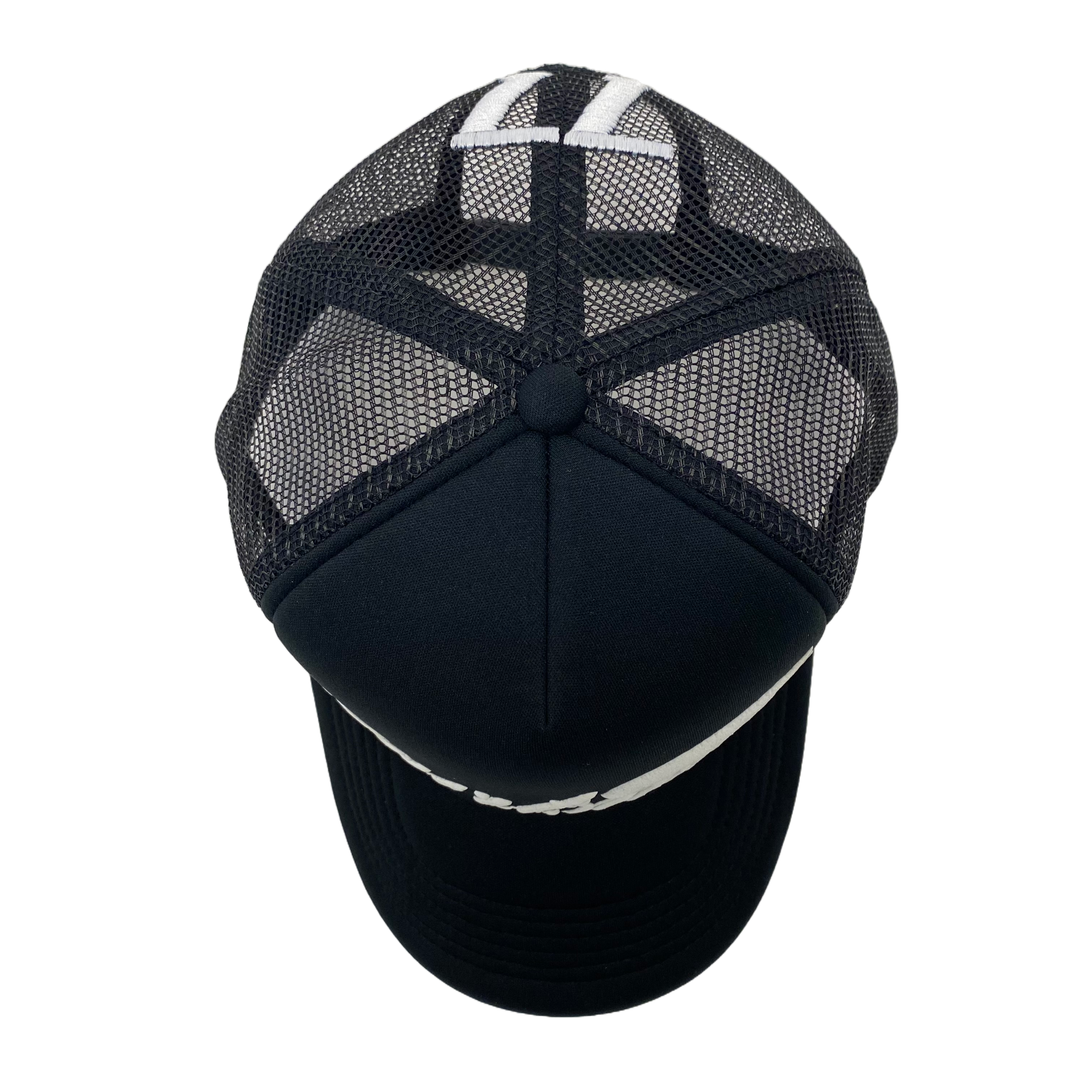 LUCKY TRUCKER HAT